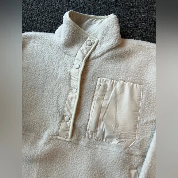 NWT Wilo The Label snap funnel neck fleece pullover in cream/beige size XS women - Picture 2 of 10